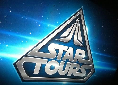 is star tours disneyland scary