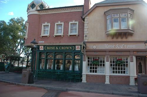 epcot rose and crown