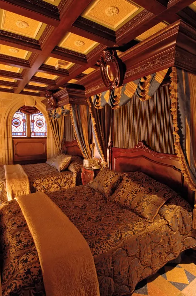 cinderellacastlebedroom