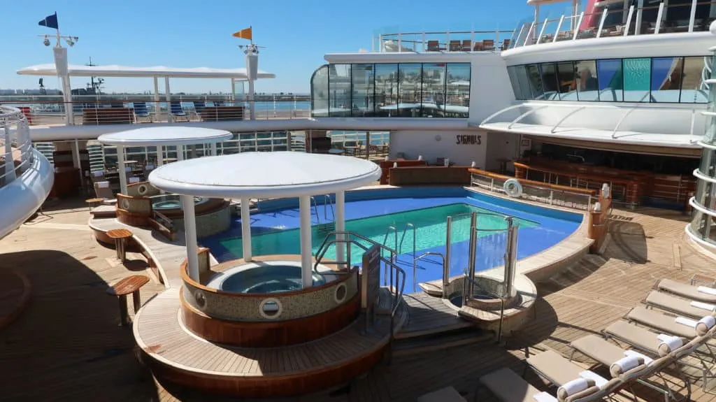 disneywonderquietcovepool