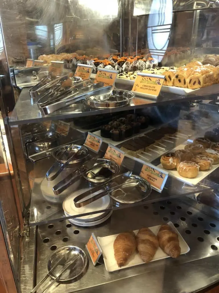 disneycruisecovecafe