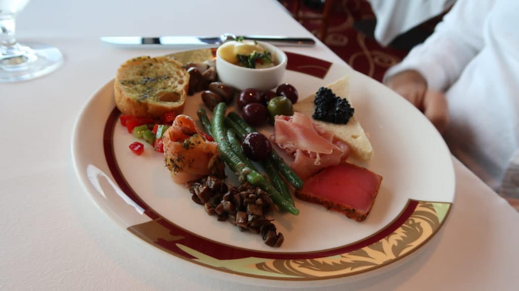 Disney Cruise Food Guide What You Need To Know - EverythingMouse Guide