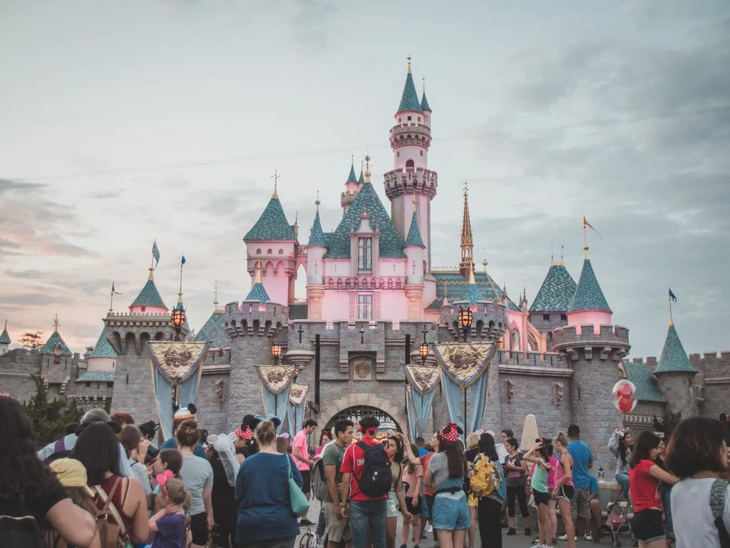 shuttletodisneyland
