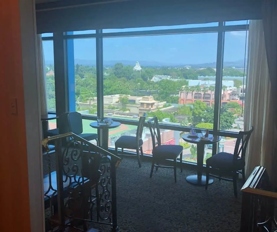 disneylandhotelconciergelounge