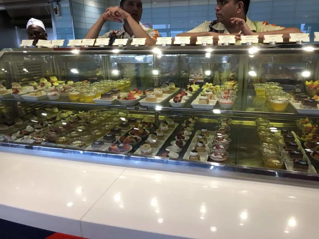 disneywonderdessertbuffet