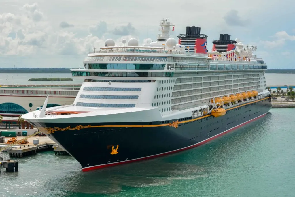disney cruise line vaccine