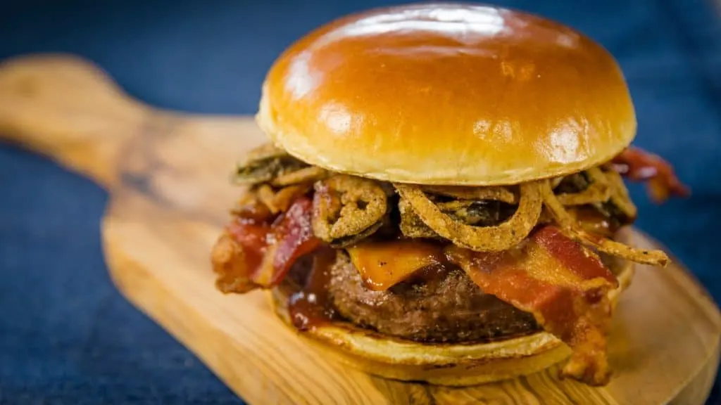 which is the best hollywood studios restaurant