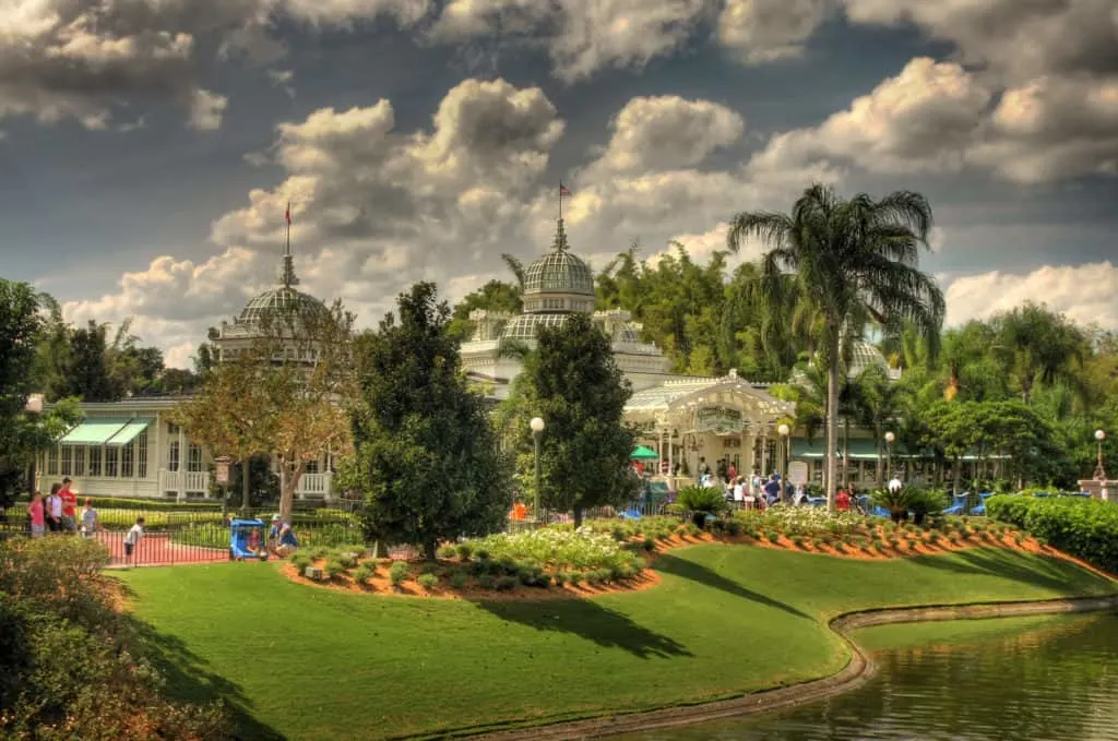 disney crystal palace est magic kingdom restaurants