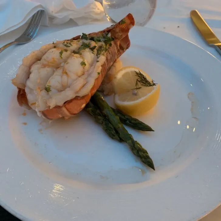 How Does Dining Work on a Disney Cruise?