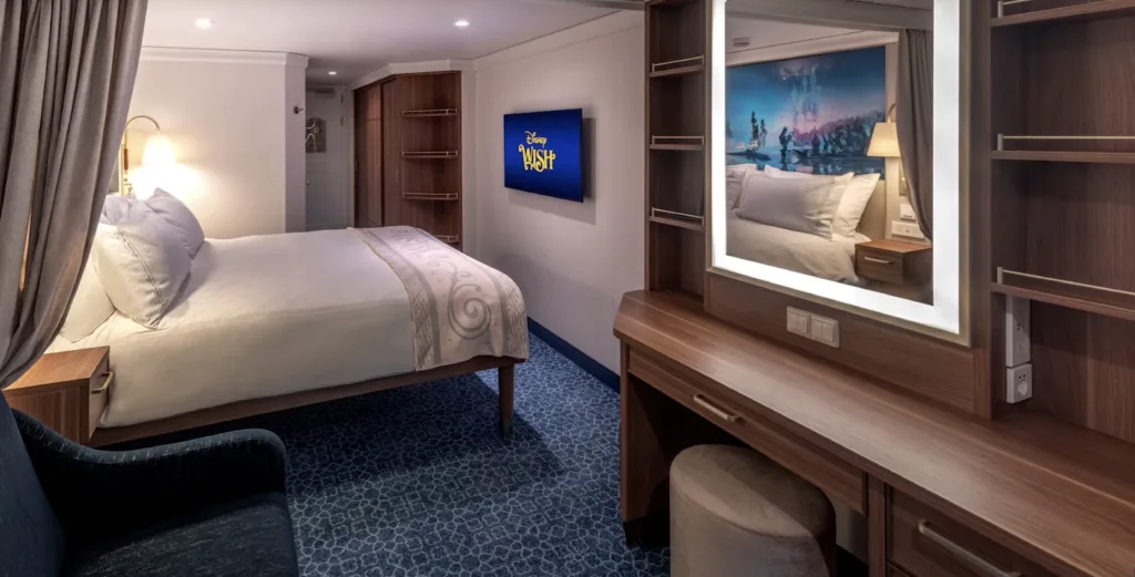 Disney Wish Oceanview Cabin