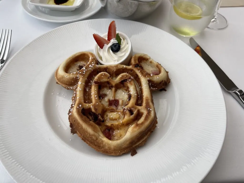 palo brunch mickey pancake 2022