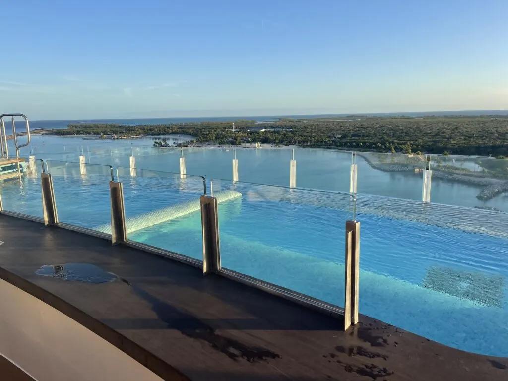 disneywishinfinitypool