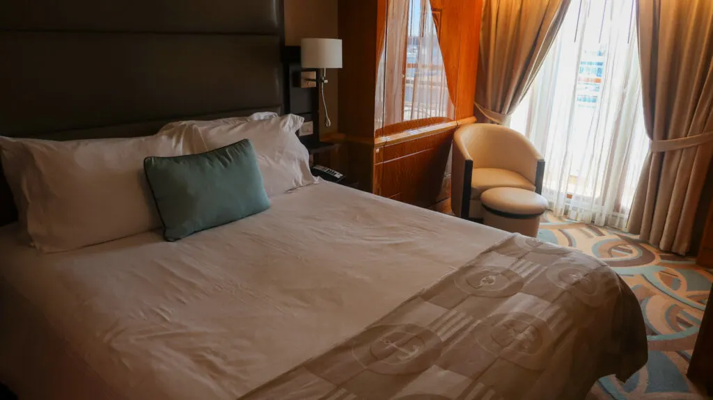 disney wonder one bed suite