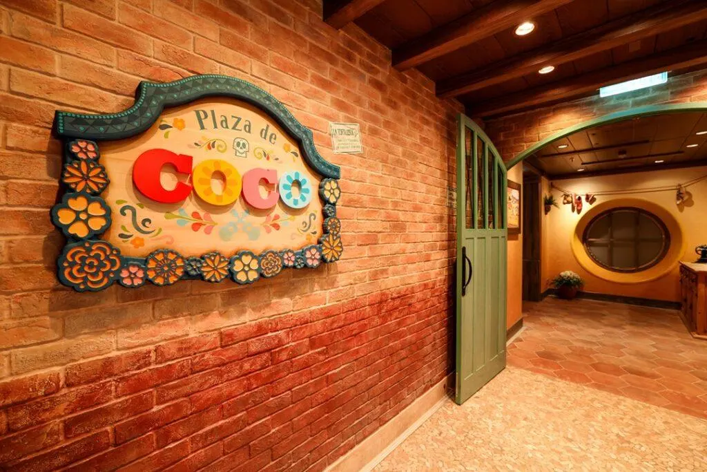 disneytreasurecocodeplaza