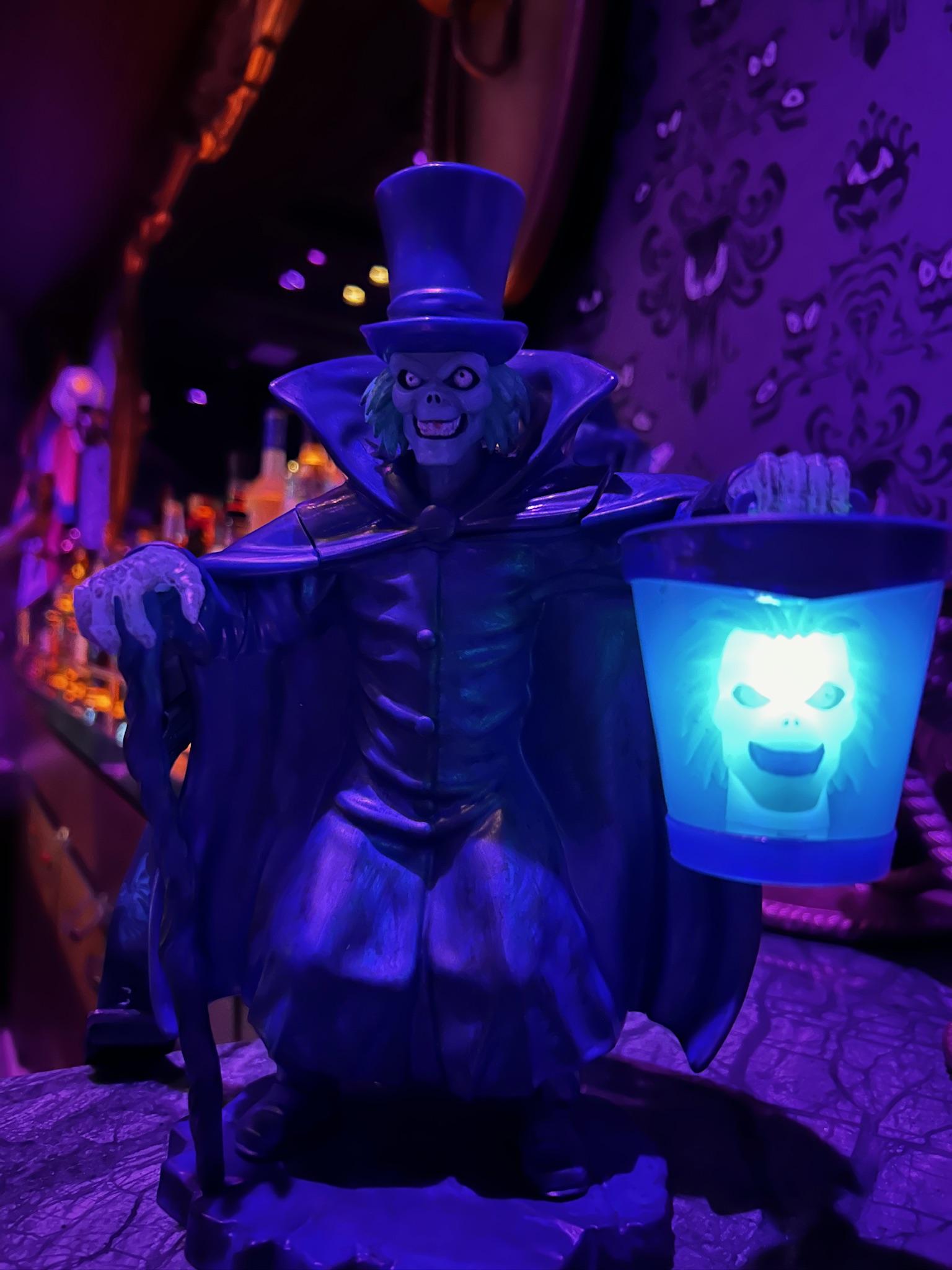 Disney Treasure Haunted Mansion Parlor Revealed and Take a Look at