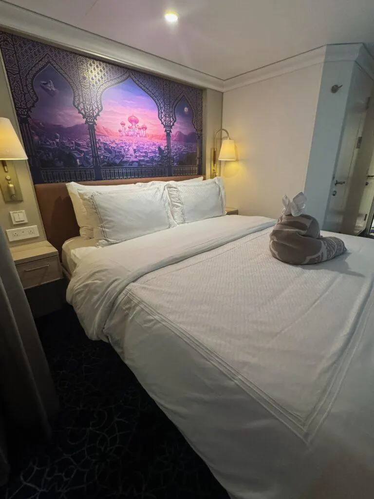 Disneytreasurealaddinstateroom