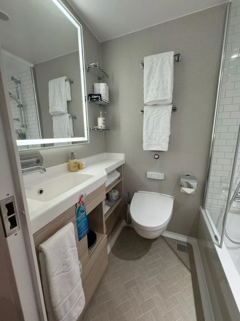 disneytreasureinsidestaterooms