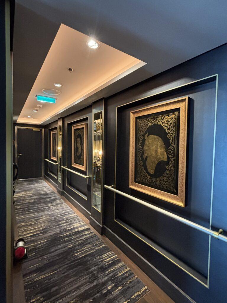 disneytreasurerosebar