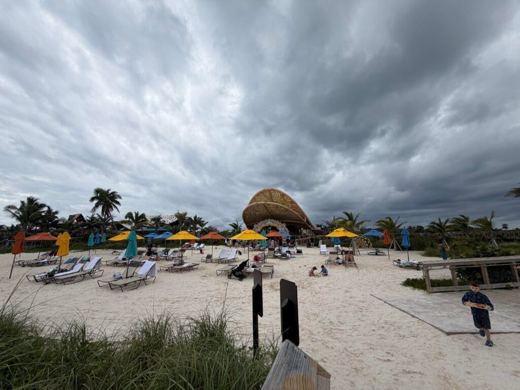 lookoutcayatllighthousepoint