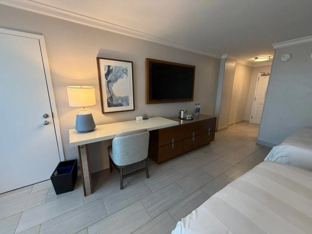 Fort Lauderdale Marriott Harbor Beach Resort rooms