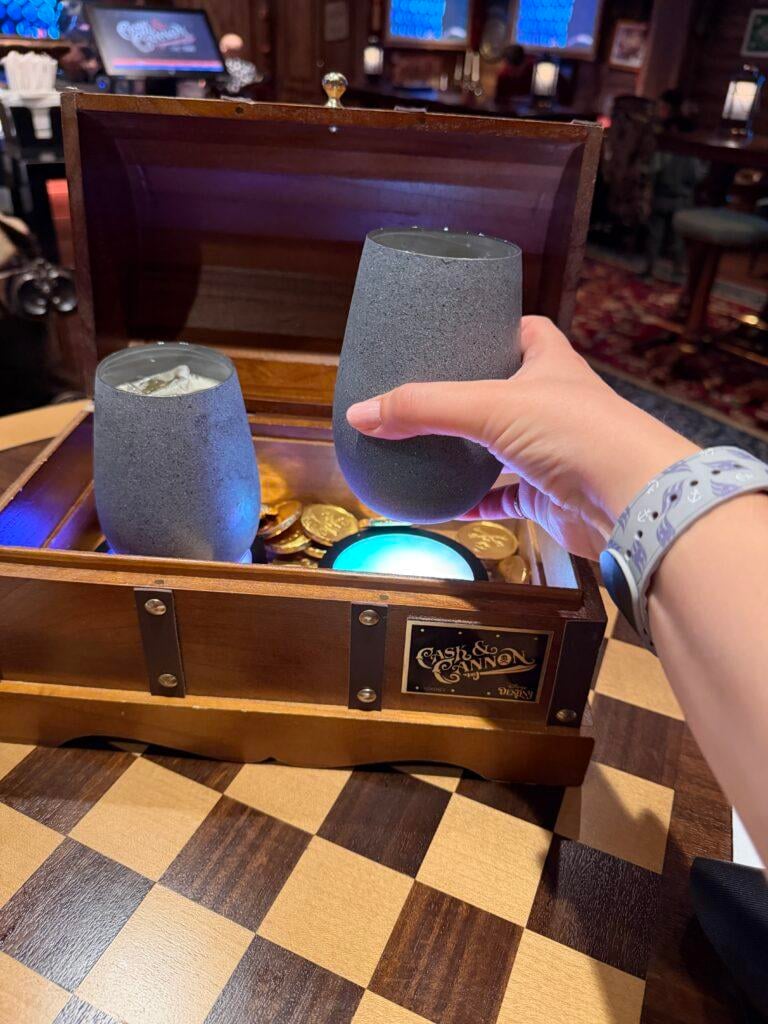 disneydestinycaskandcanonbar